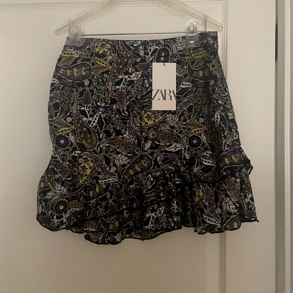 Zara brand skirt